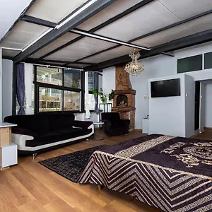 8 House , Balçova Türkiye