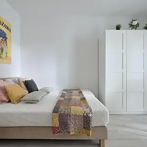 Urbannestgroup - Old Town S27 , Warszawa Polska