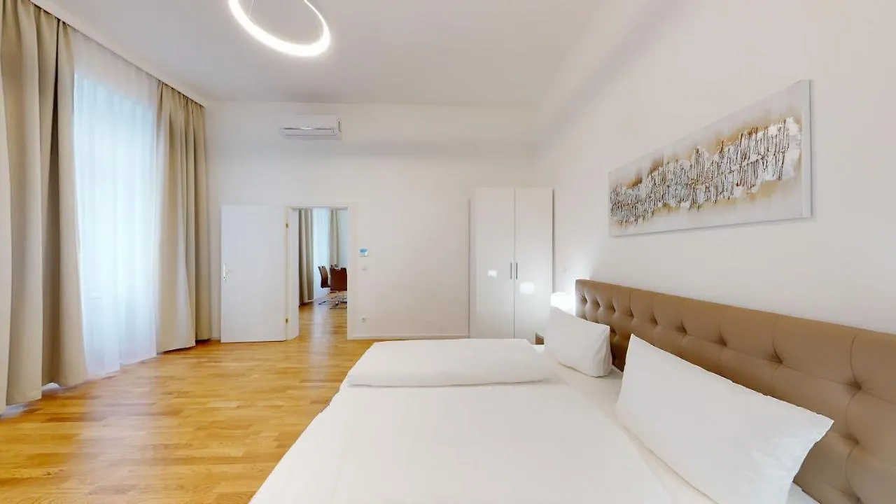 Alon Homes Vienna - Premium City Center Apartments