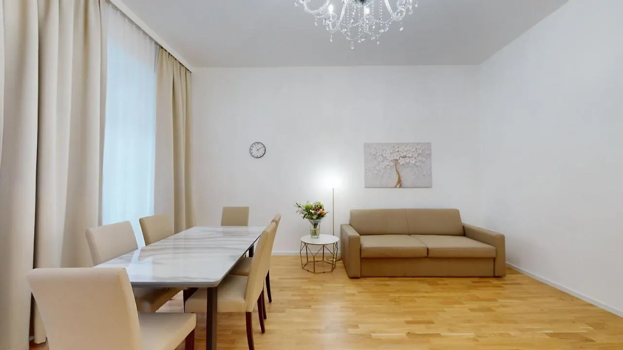 Alon Homes Vienna - Premium City Center Apartments