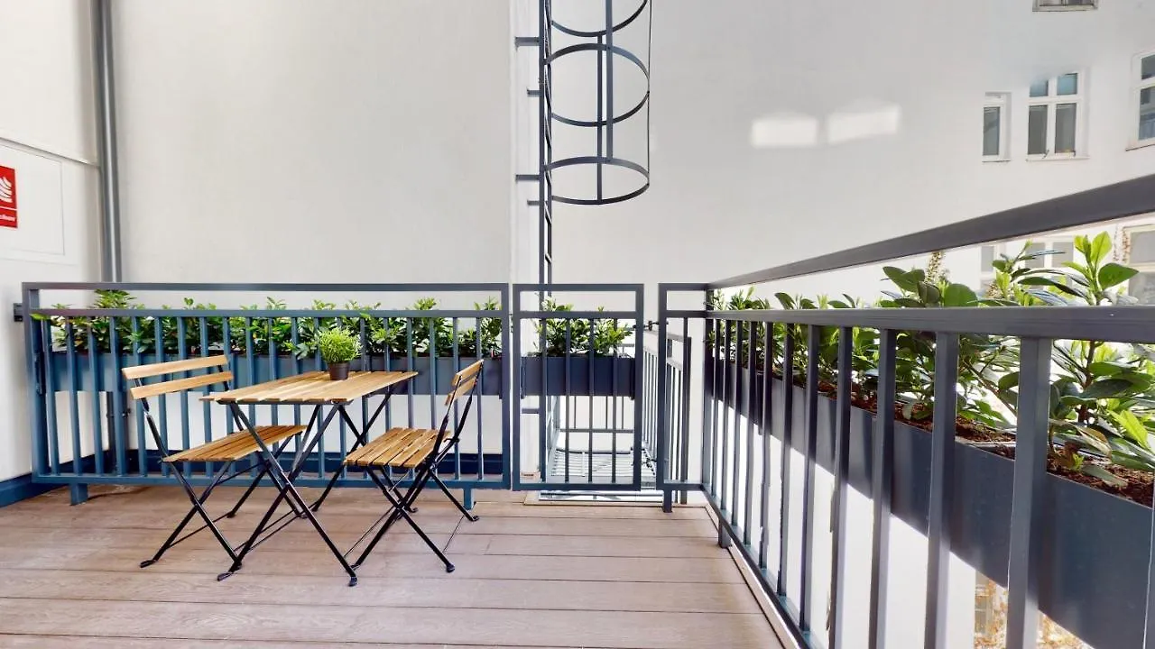 Alon Homes Vienna - Premium City Center Apartments