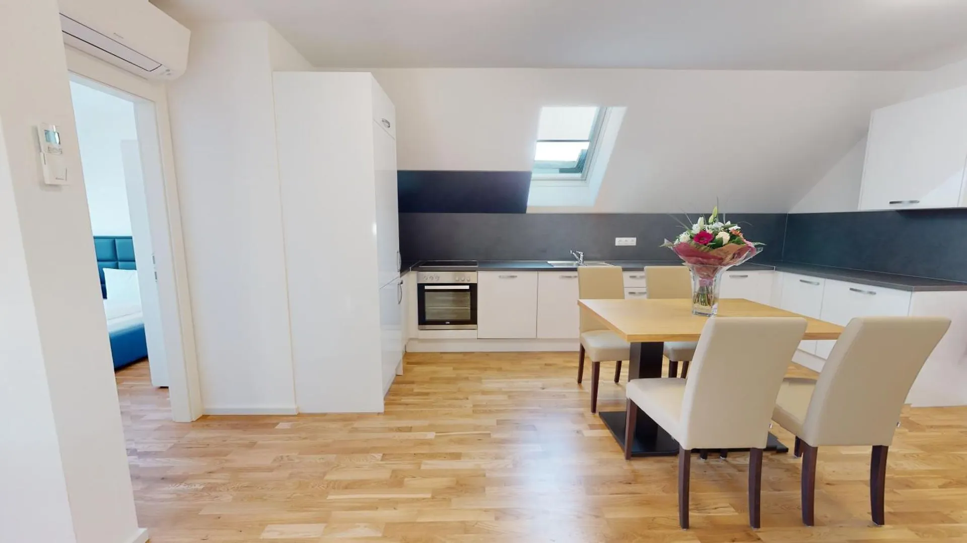 Alon Homes Vienna - Premium City Center Apartments