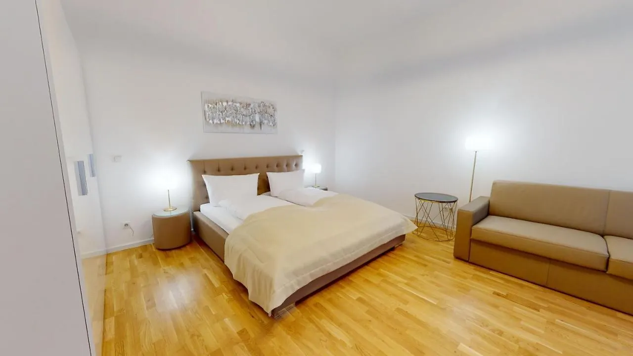 Alon Homes Vienna - Premium City Center Apartments